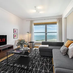 Whome Panoramic View With Elevator, Ac, Garage Perfect For Families & Business Travellers Lisboa